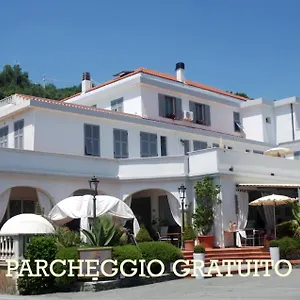 hotel-torre-celle-ligure.hotelitalianriviera.com/